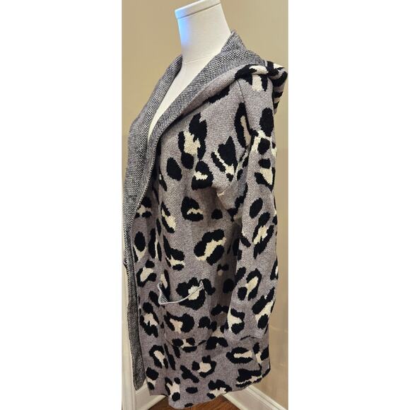 Anthropologie FATE Hooded Open Animal Print Cardigan Gray Black Medium Pockets - Picture 4 of 9